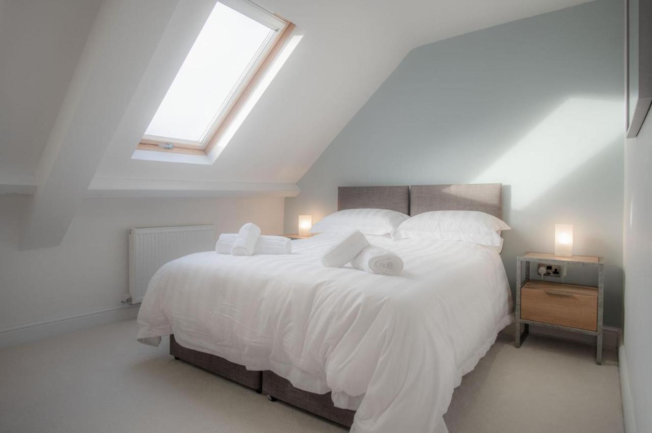 Skylark - 2 Bedroom - Appartement Tenby